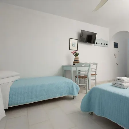 Castello Aparthotel 3*