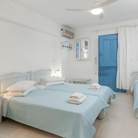 Castello Aparthotel 3*